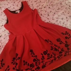 Delightful red dress ❤